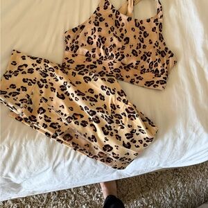 Fabletics Leopard Print Leggings and Top Set Sz M